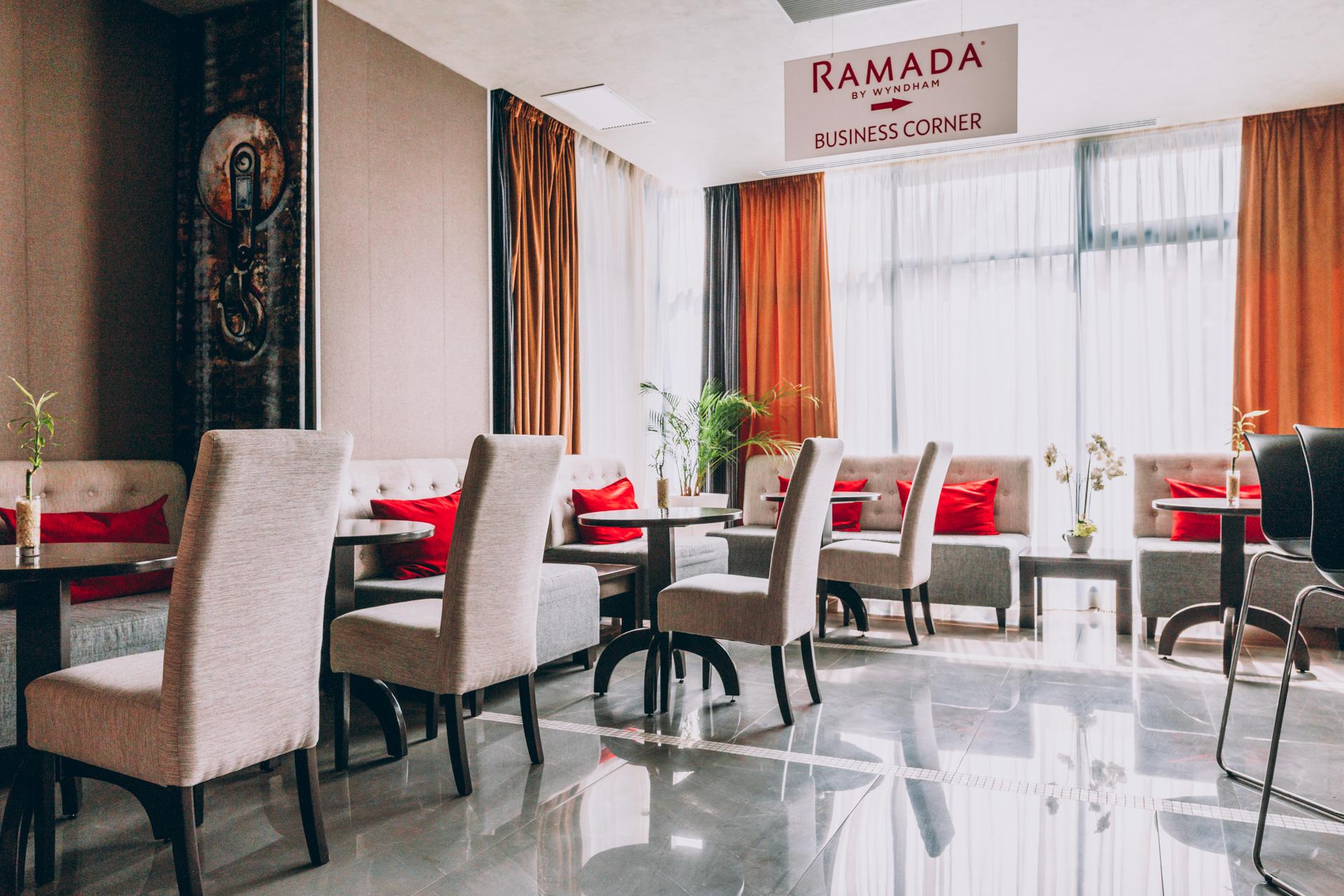 Ramada By Wyndham Constanta Ξενοδοχείο Εξωτερικό φωτογραφία